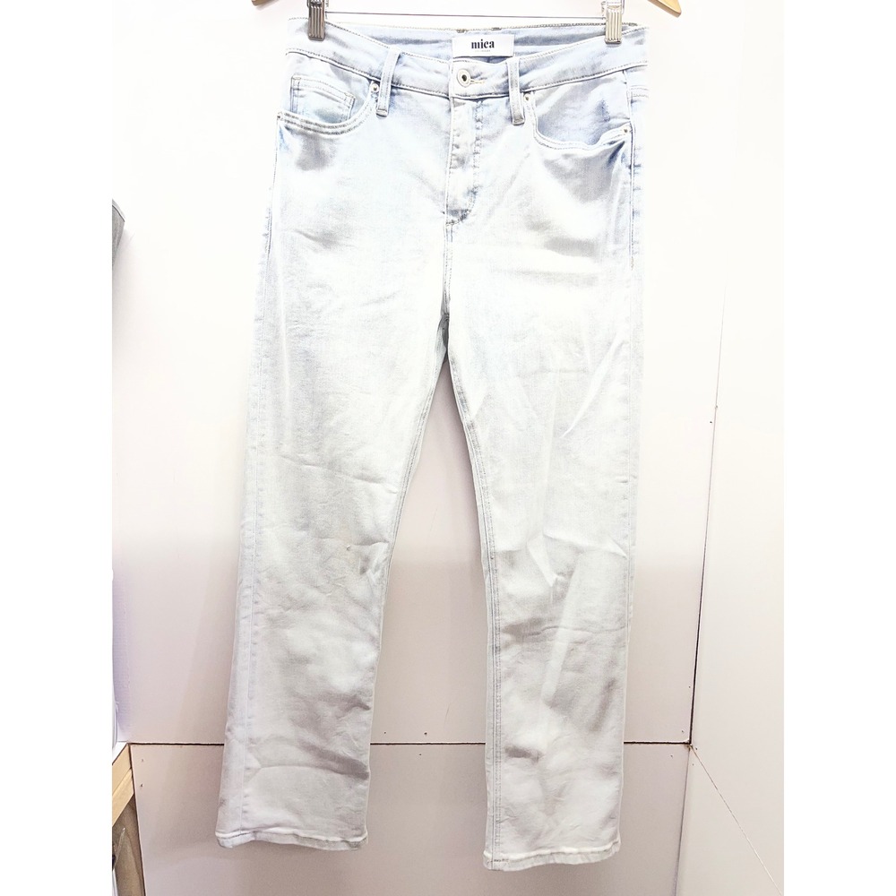 Mica Los Angeles Light Wash Straight Leg Jeans Size 28 High Rise Denim